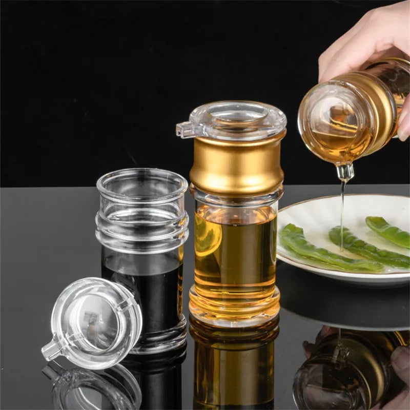 1pc Portable Clear Oil Pot - Seasoning Bottle with Sauce Dispenser for BBQ Kitchen - Reusable Plastic Spice Jar for Olive, Soy Sauce, Vinegar, and More Kitchen Essentials
