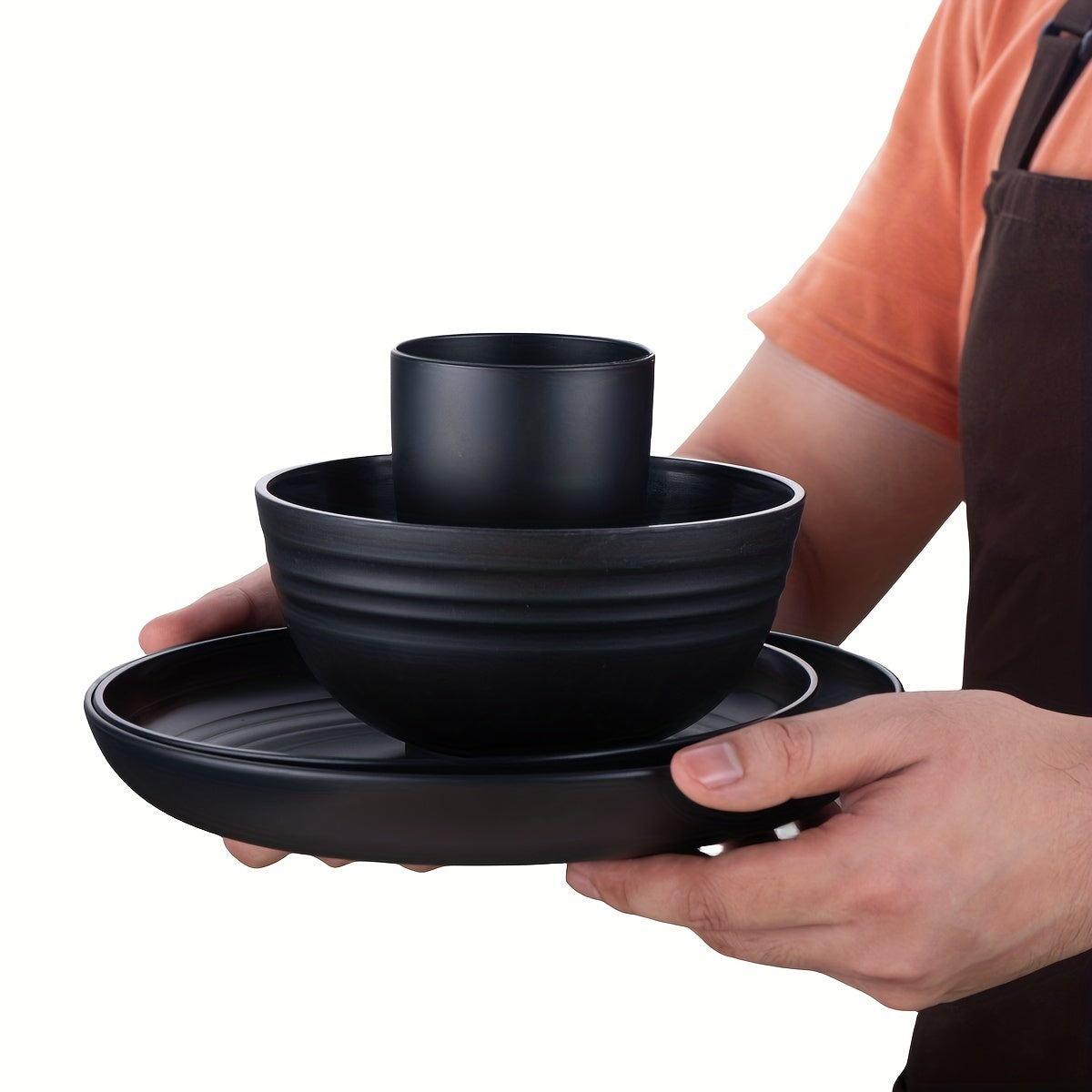 Premium Straw Tableware Set, 16 Unbreakable Tableware Sets, Microwave And Dishwasher Safe, Black Set of 8 Plates, 4 Bowls, 4 Cups.