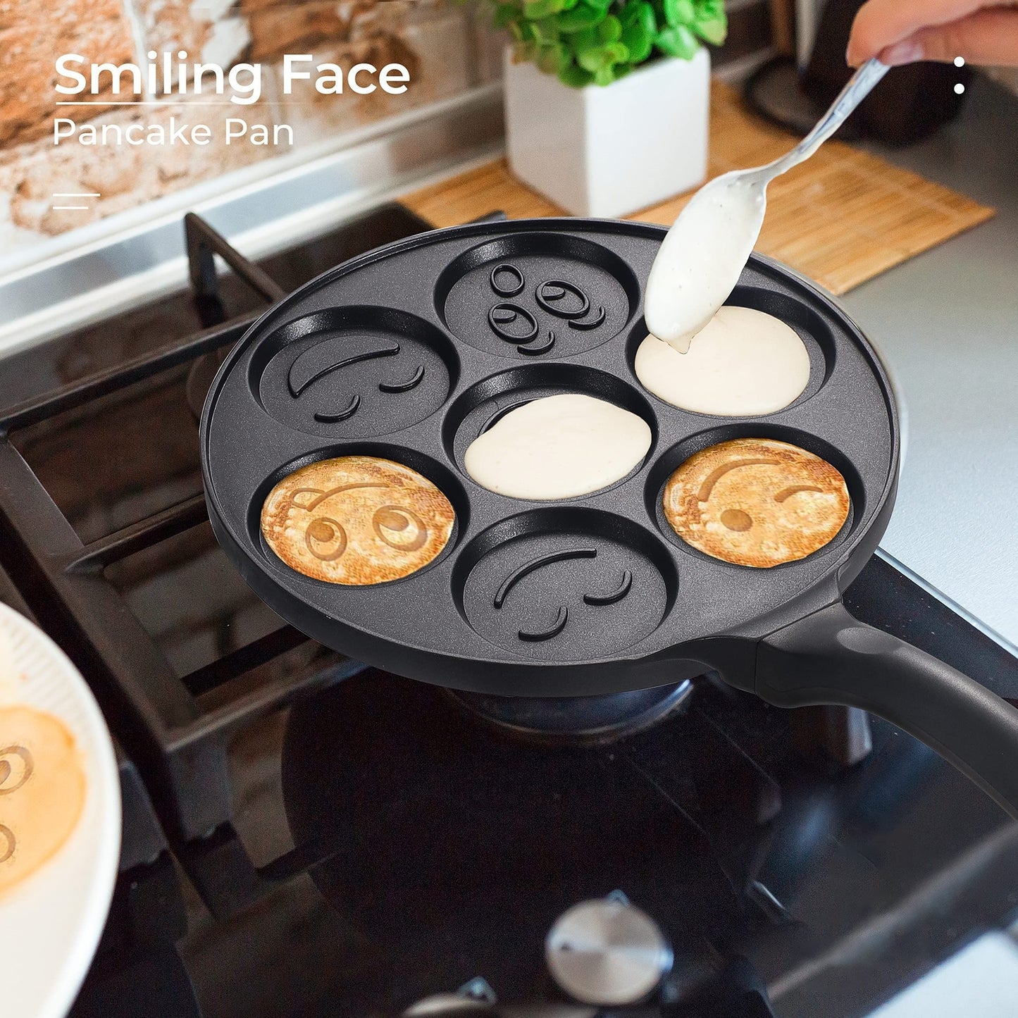 1 Pc Mini Pancake Griddle - 7-Mold Non-Stick Cooking Surface, Compact Kitchenware for Perfect Breakfast, Easy Cleaning, Space-Saving Design, Cookware, Kitchen Supplies, and Essential Kitchen Items