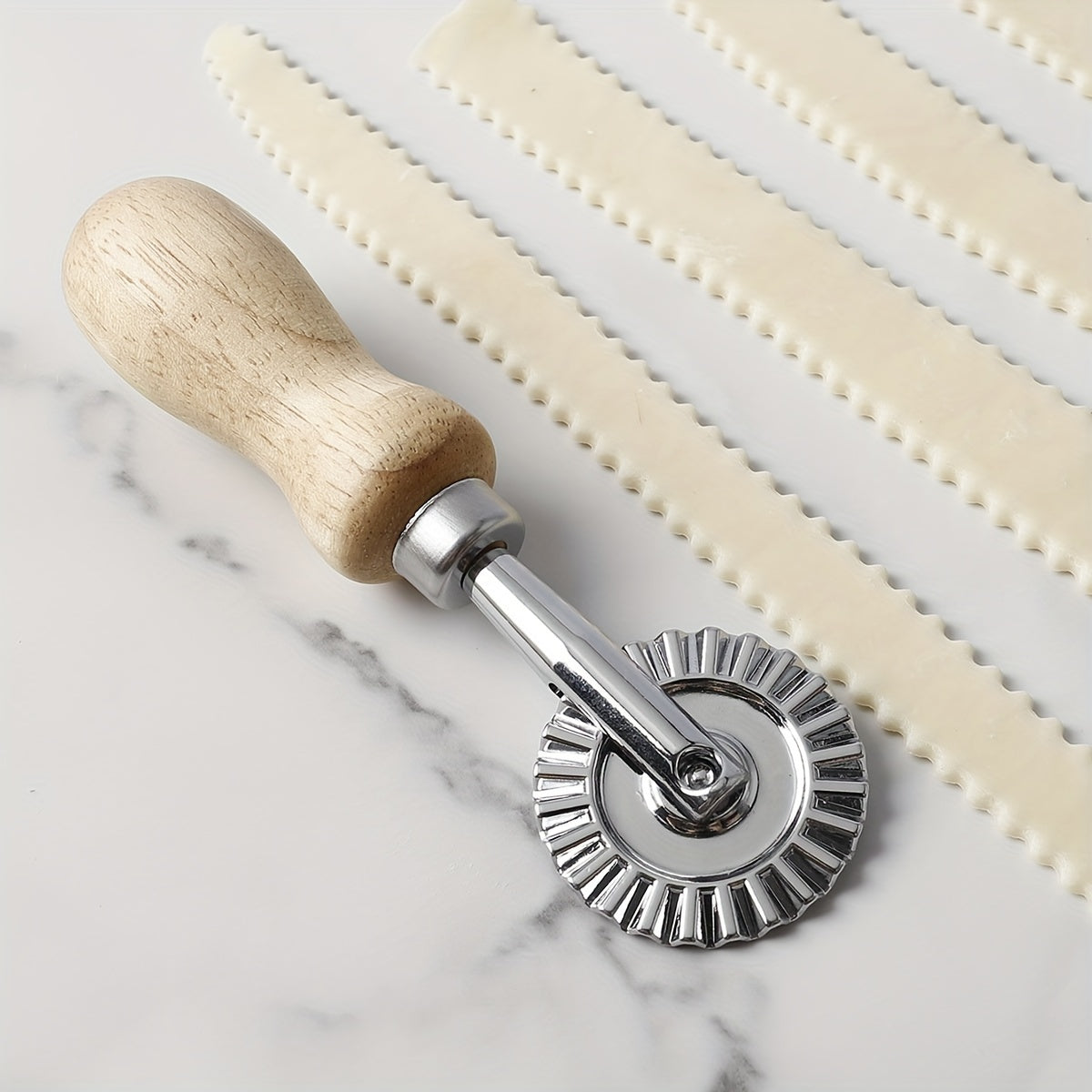 3pcs, Cookie Cutters And Dough Roller, Zinc Alloy Pastry Cutters And Dough Wheel Cutter, Dumpling Molds, Dumpling Skin Maker, Baking Tools, Kitchen Gadgets, Kitchen Accessories