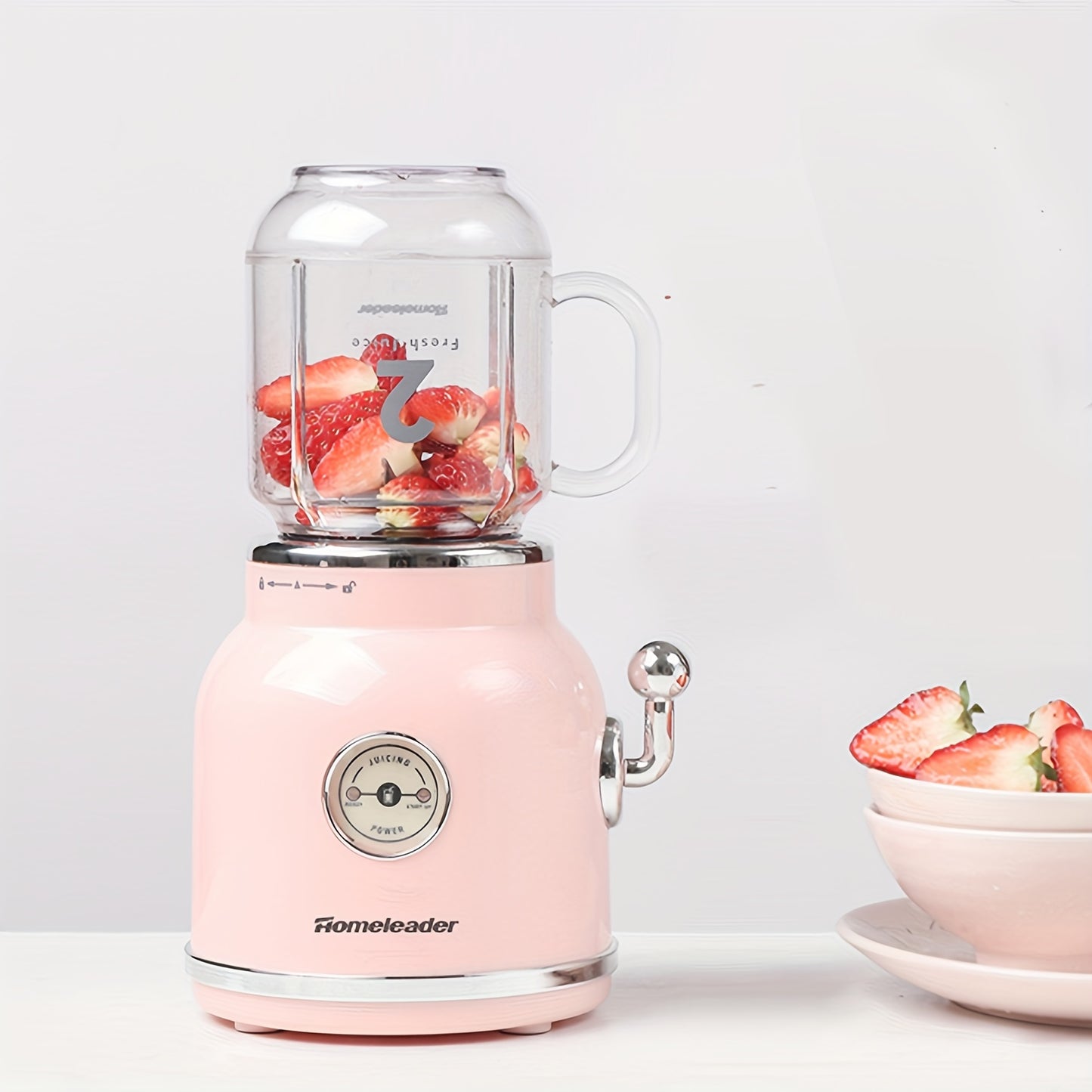 Homeleader Smoothie Blender Maker, Personal Blender For Shakes And Smoothies With 20.3 Oz Tritan BPA-Fee Travel Cup And Lid, Pink