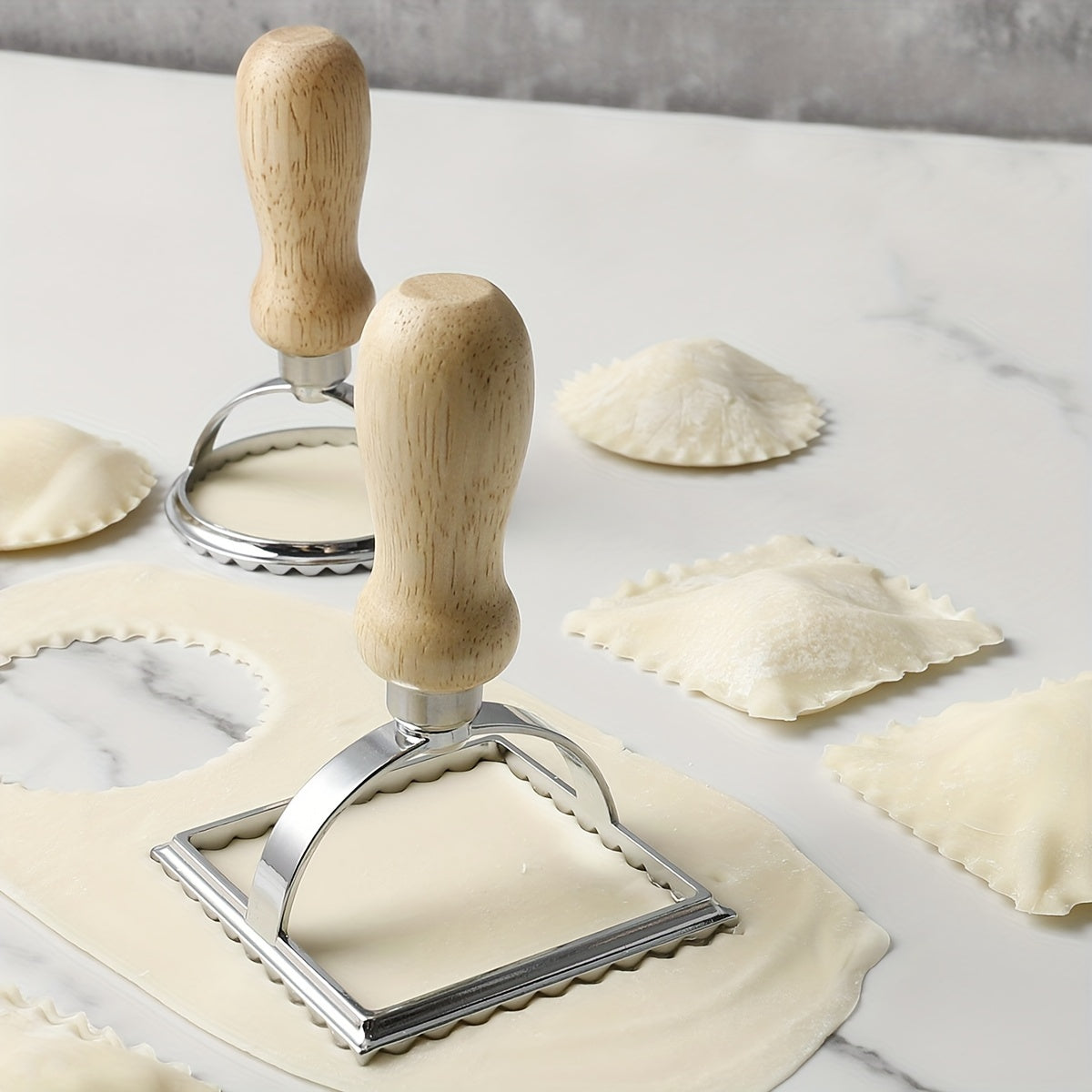 3pcs, Cookie Cutters And Dough Roller, Zinc Alloy Pastry Cutters And Dough Wheel Cutter, Dumpling Molds, Dumpling Skin Maker, Baking Tools, Kitchen Gadgets, Kitchen Accessories