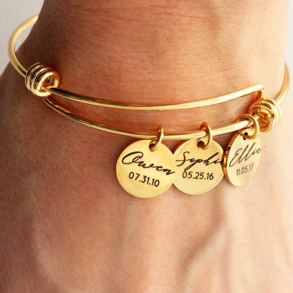 Bangles for Women Personalized Custom Carving 1-4 Names Round Pendant Stainless Steel Friendship Bracelet Jewelry Pulsera Mujer - findify 2025
